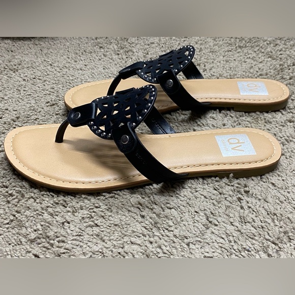 🖤DV by Dolce Vita • black flat slip ons • 7.5 - Picture 4 of 8